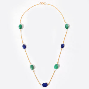 Collana da donna a stazione in oro 14K con smeraldi naturali e zaffiri | Ocean Meadow